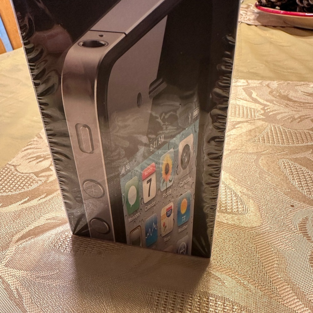 Apple iPhone4 just Box Only